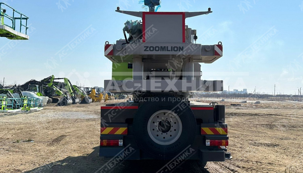 Автокран ZOOMLION ZTC800V552.1T, 8х4, 80 т Автокран ZOOMLION ZTC800V552.1T, 8х4, 80 т