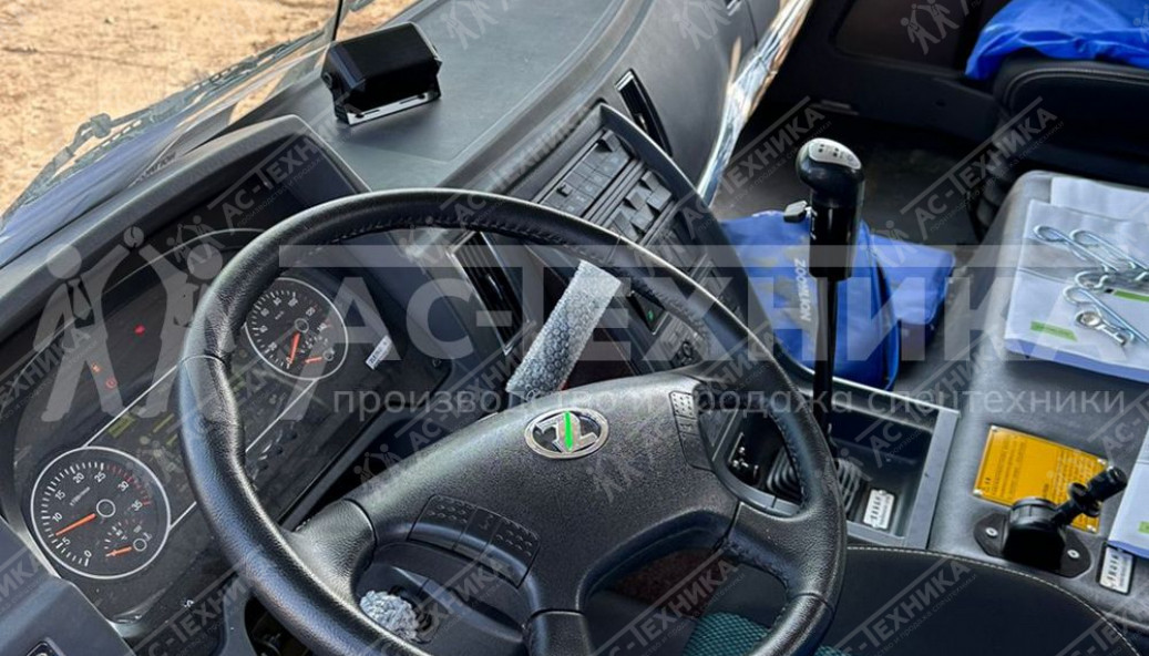 Автокран ZOOMLION ZTC800V552.1T, 8х4, 80 т Автокран ZOOMLION ZTC800V552.1T, 8х4, 80 т